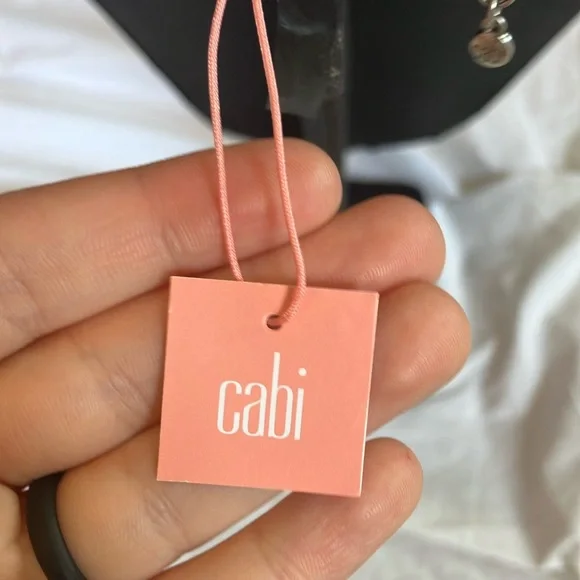 NWT CAbi Gold Chain Necklace Timeless Jewelry - Picture 6 of 9